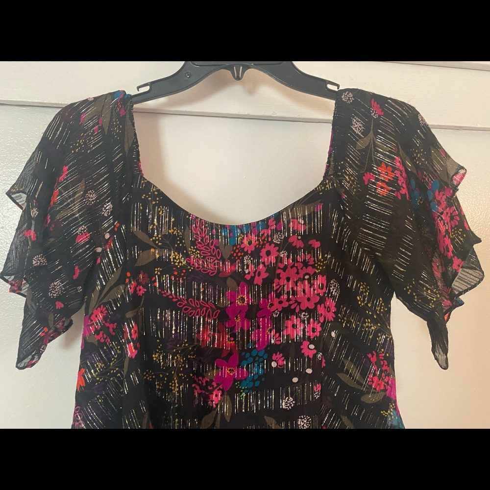 Trina Turk Cupcake Metallic off the shoulders,like new,beautiful silk dress - Picture 9 of 16